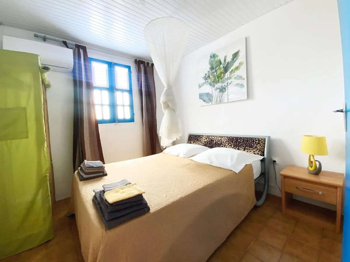 Grande Villa Climatisee,Jardin, Ideale Famille, Groupe Amis, Proche Port De Peche,Littoral Le Diamant