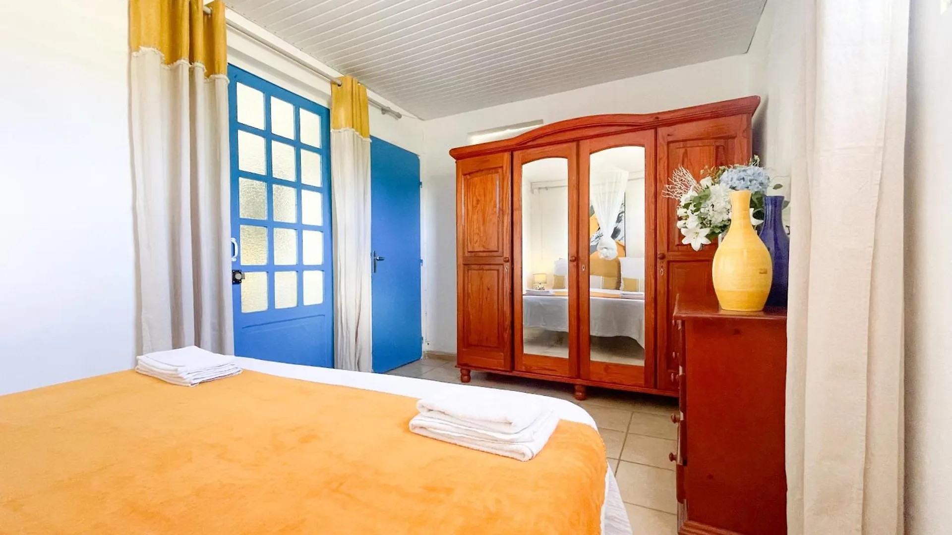 Grande Villa Climatisee,Jardin, Ideale Famille, Groupe Amis, Proche Port De Peche,Littoral Le Diamant Martynika